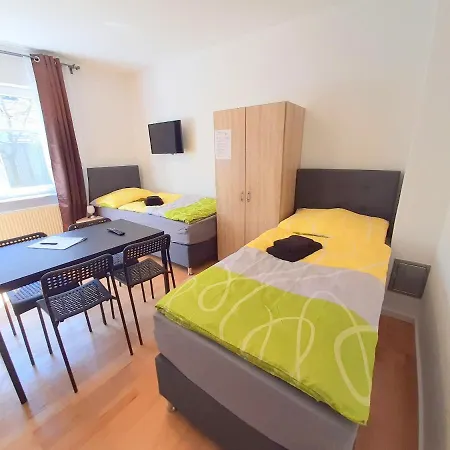 Steelcity Apartman