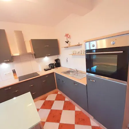Steelcity Apartment